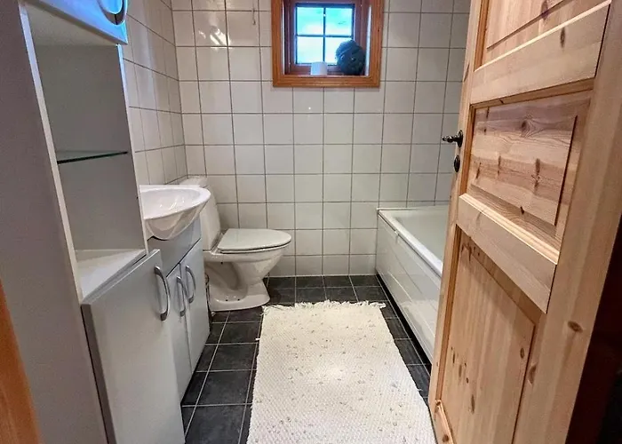 11 Beds - Close To Alpine, Cross-country And Shops *