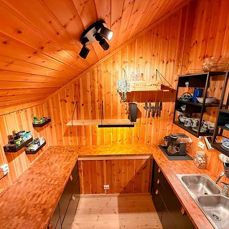 11 Beds - Close To Alpine, Cross-country And Shops Holiday home *