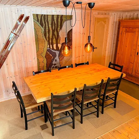 11 Beds - Close To Alpine, Cross-country And Shops *
