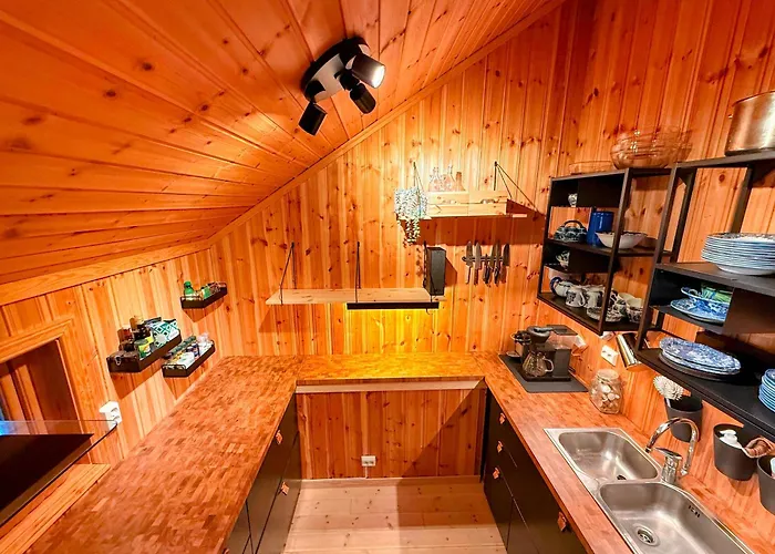 11 Beds - Close To Alpine, Cross-country And Shops Holiday home *