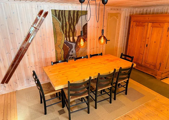 11 Beds - Close To Alpine, Cross-country And Shops *